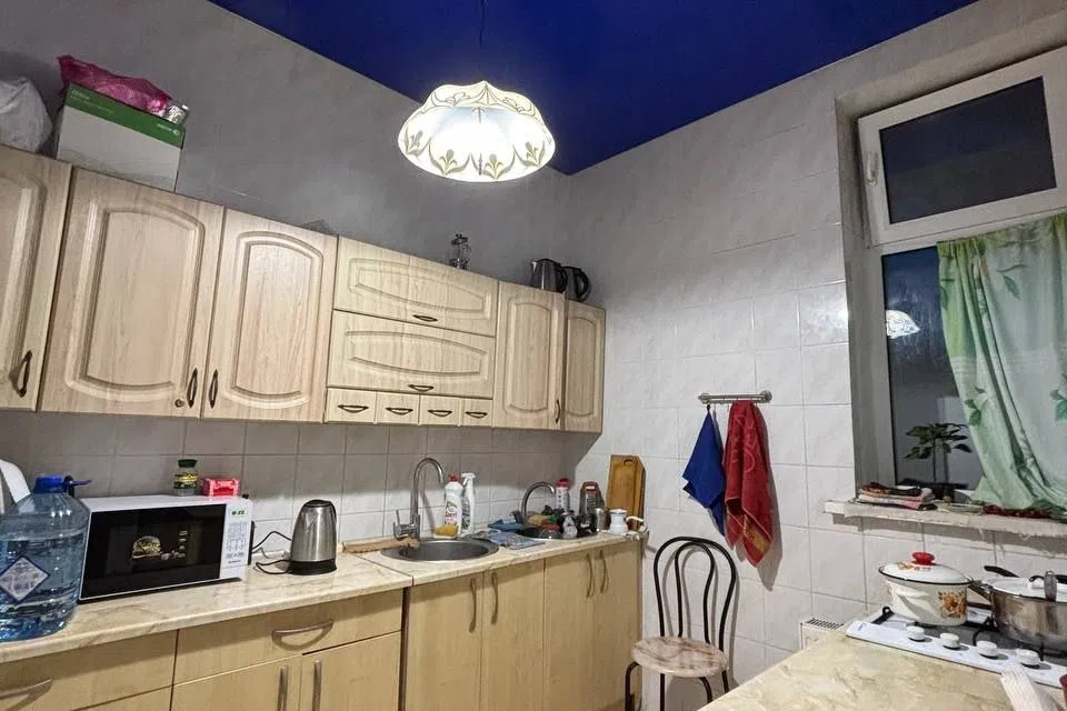 Сдаётся 2-этажный дом, 150 м²