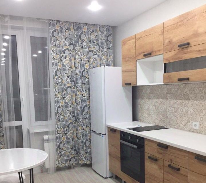 Сдаётся 1-комнатная квартира, 42 м²