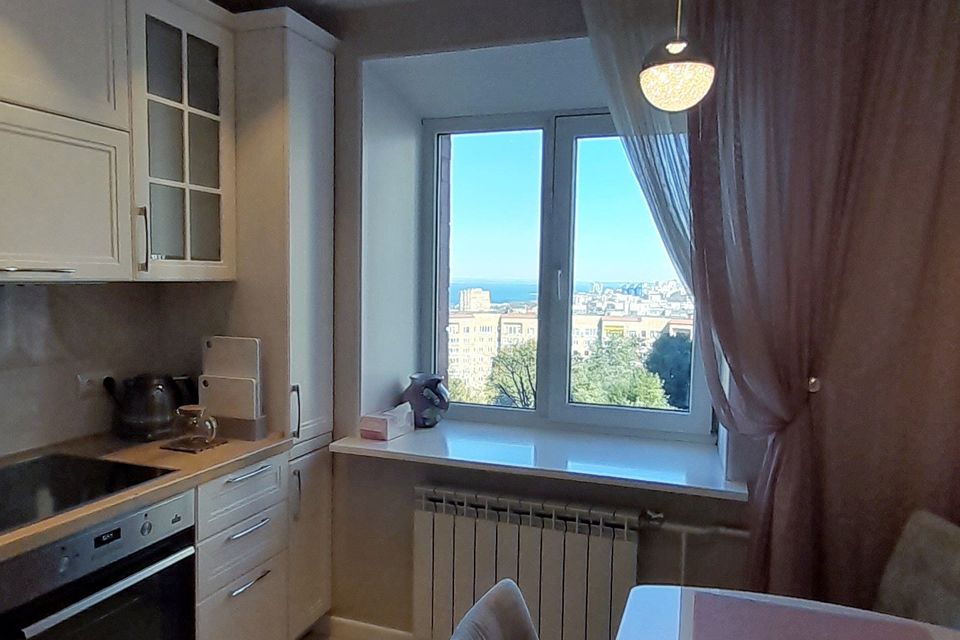 Сдаётся 2-комнатная квартира, 65 м²