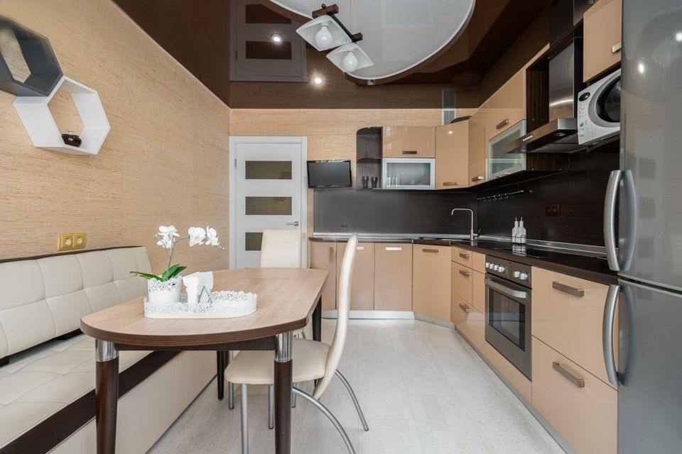 Сдаётся 2-комнатная квартира, 80 м²