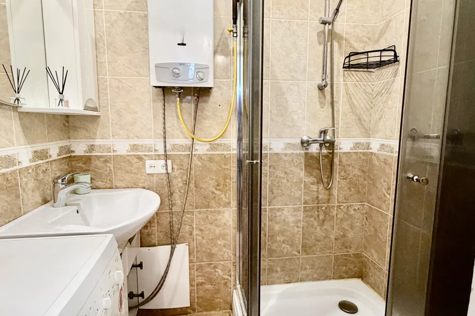 Сдаётся 2-комнатная квартира, 58 м²