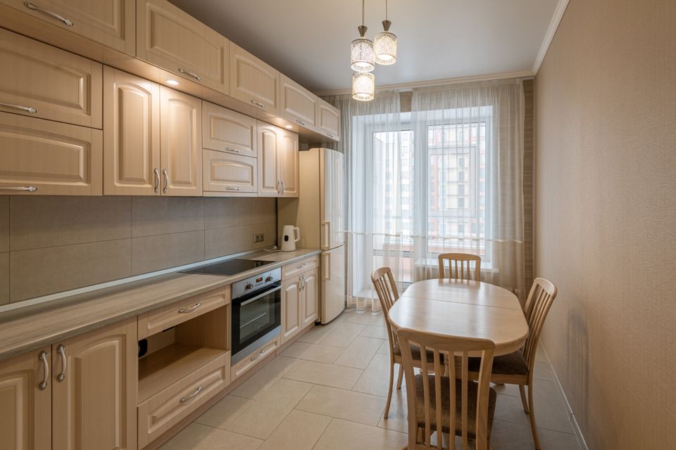 Сдаётся 2-комнатная квартира, 58.6 м²