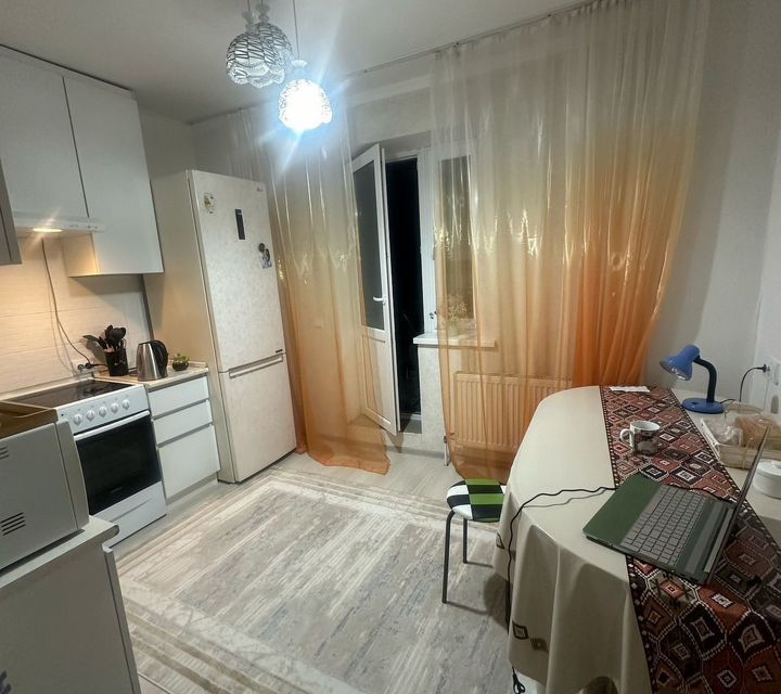 Сдаётся 1-комнатная квартира, 37.3 м²
