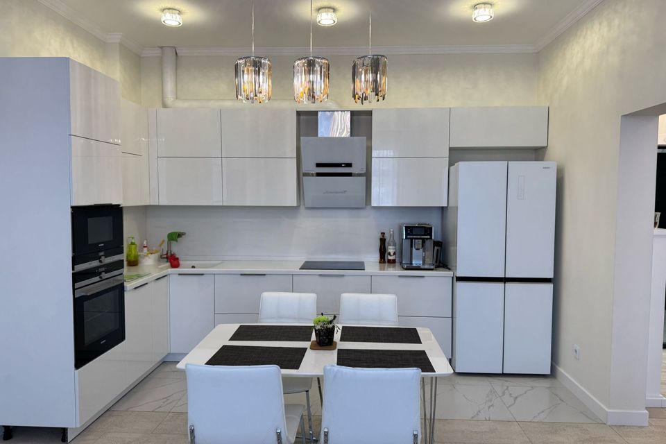 Сдаётся 3-комнатная квартира, 69.8 м²