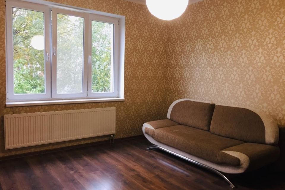 Сдаётся 2-комнатная квартира, 60 м²