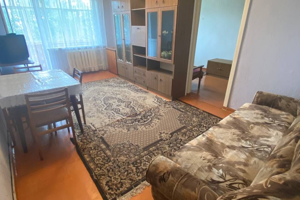 Сдаётся 2-комнатная квартира, 45 м²