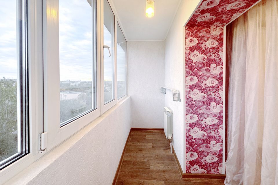 Сдаётся 2-комнатная квартира, 56 м²