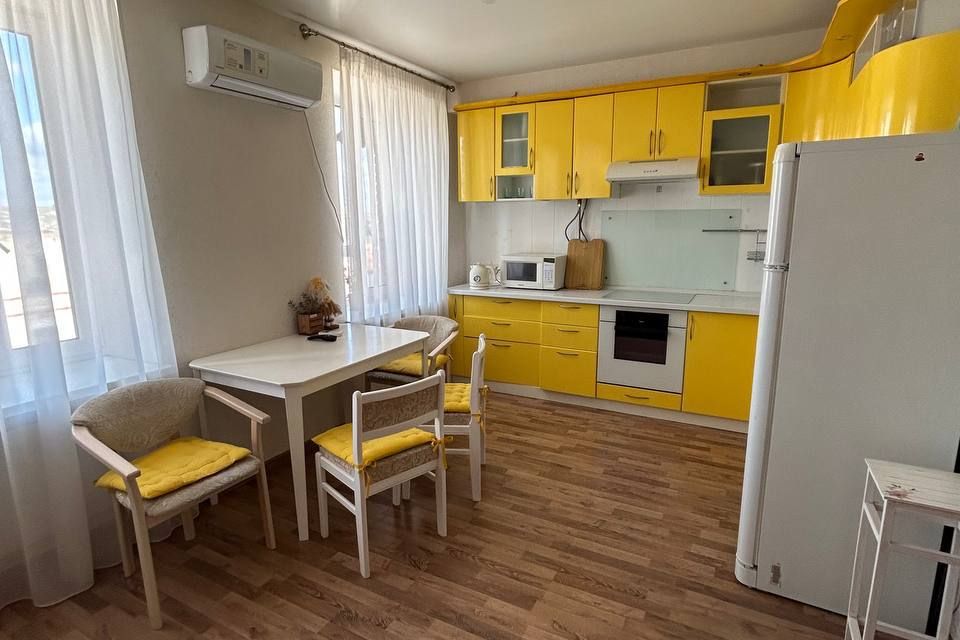 Сдаётся 3-комнатная квартира, 70 м²