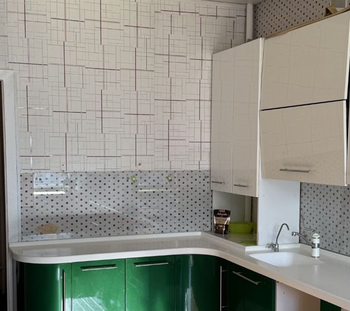 Сдаётся 1-комнатная квартира, 43 м²