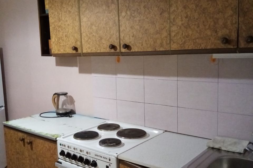 Сдаётся 1-комнатная квартира, 39 м²