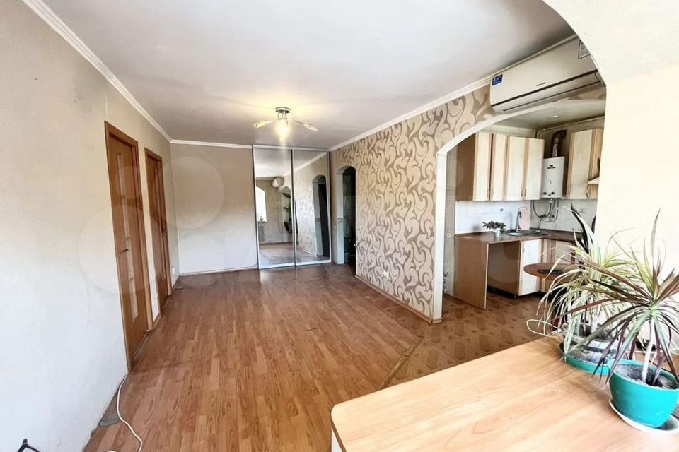 Сдаётся 3-комнатная квартира, 46.1 м²