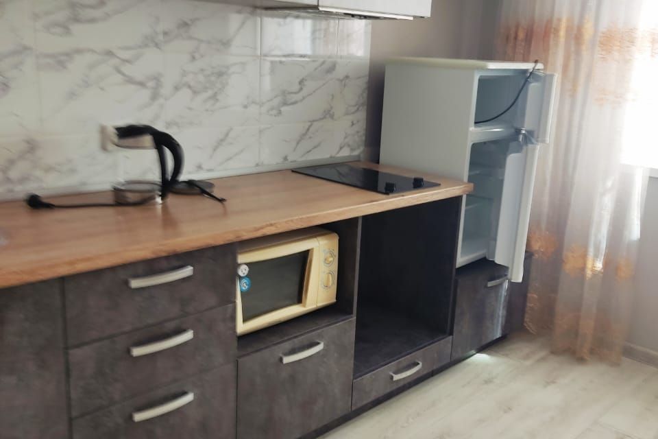 Сдаётся 1-комнатная квартира, 37 м²