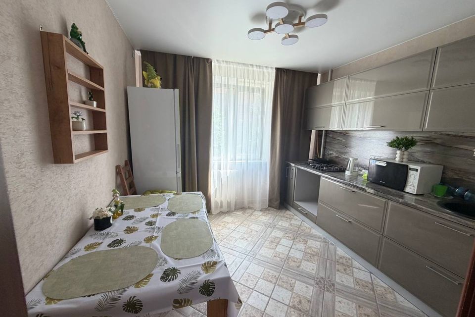 Сдаётся 2-комнатная квартира, 50 м²