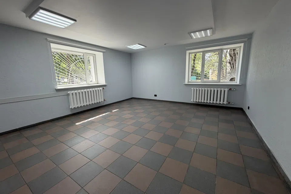 Сдаётся офис, 200 м²