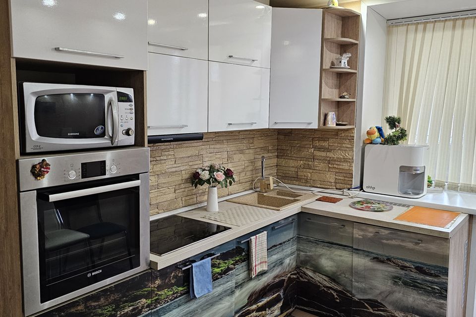 Сдаётся 1-комнатная квартира, 43 м²