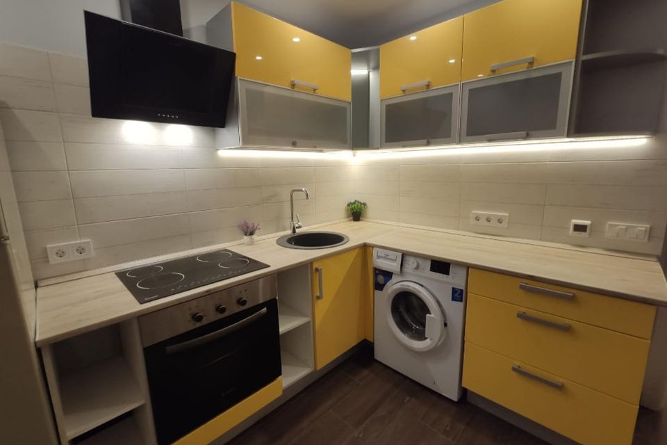 Сдаётся 1-комнатная квартира, 38 м²