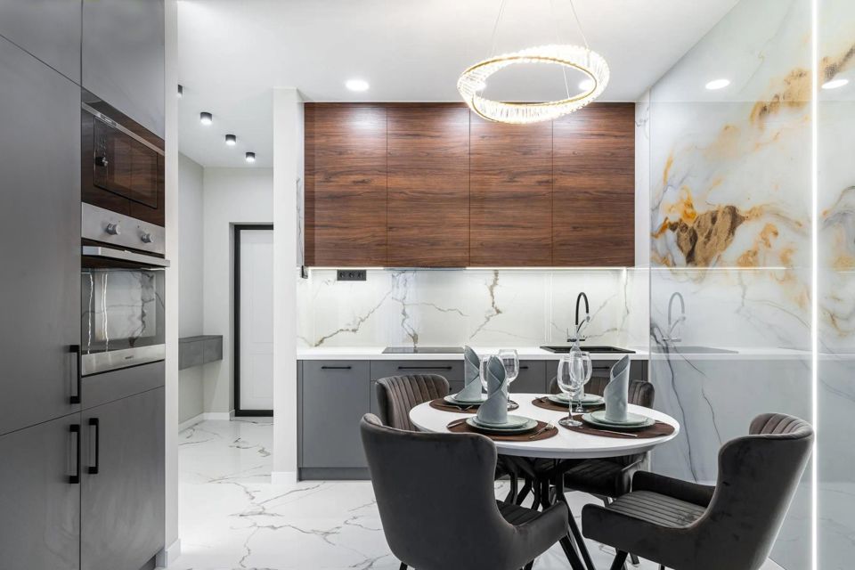 Сдаётся 2-комнатная квартира, 72 м²
