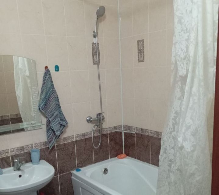 Сдаётся 1-комнатная квартира, 40 м²