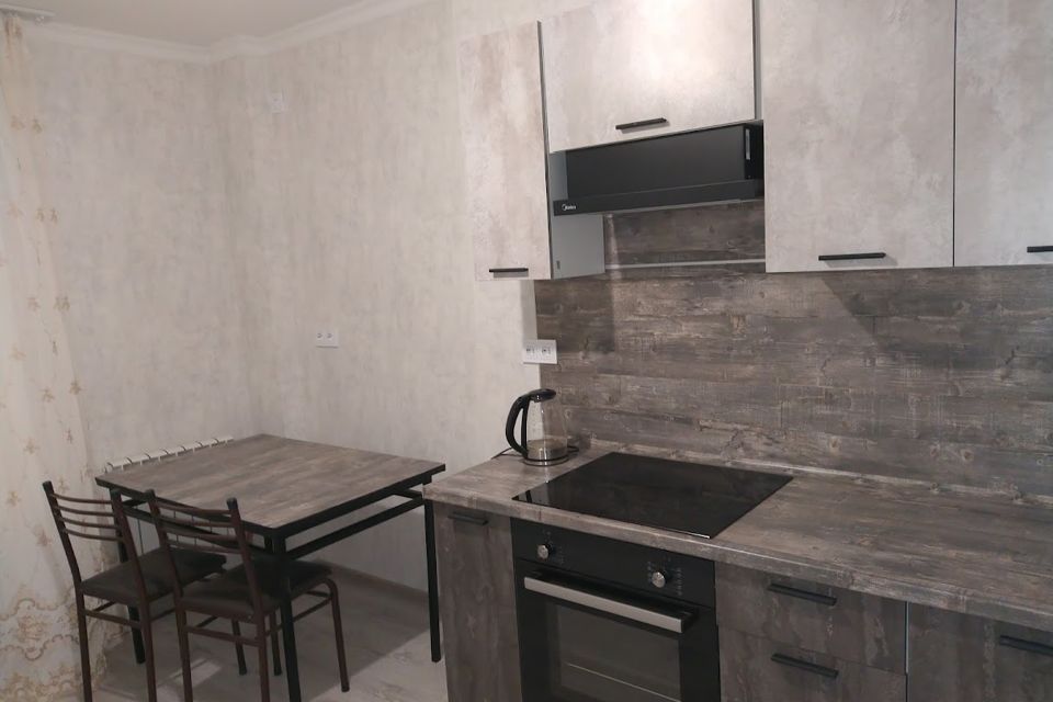 Сдаётся 2-комнатная квартира, 55 м²