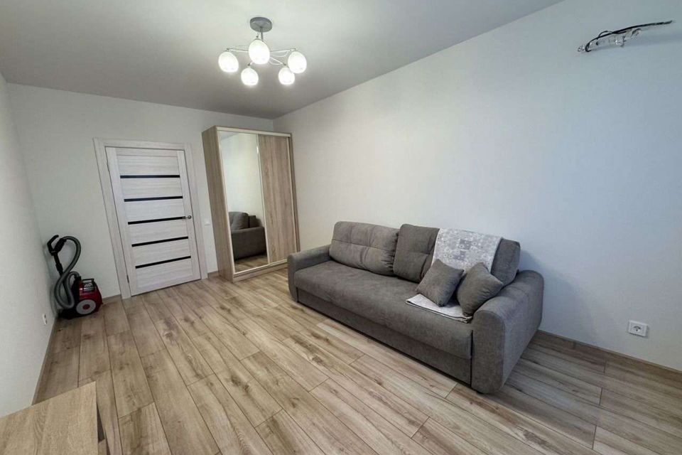 Сдаётся 1-комнатная квартира, 37 м²
