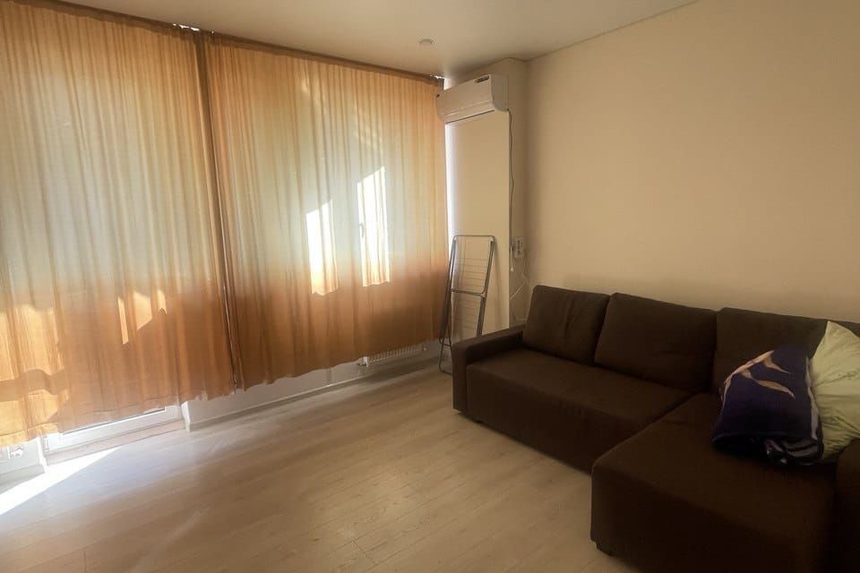 Сдаётся 1-комнатная квартира, 42 м²