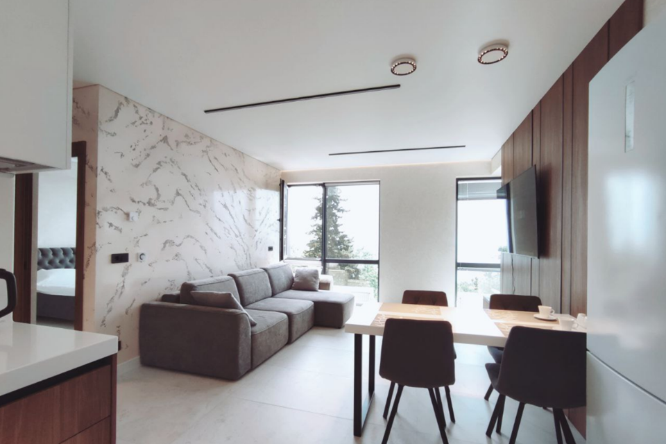 Сдаётся 2-комнатная квартира, 55 м²