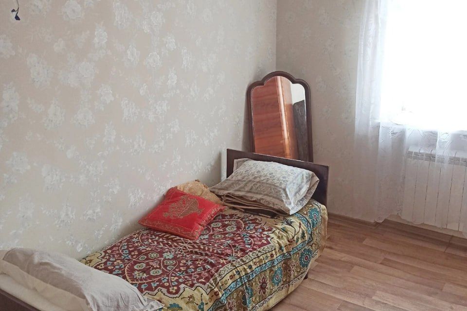 Сдаётся 2-комнатная квартира, 58 м²