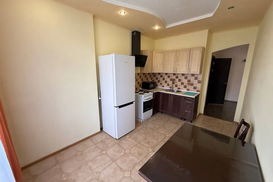 Сдаётся 2-комнатная квартира, 56 м²