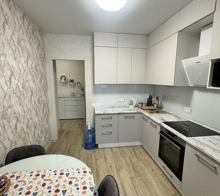 Сдаётся 1-комнатная квартира, 38 м²