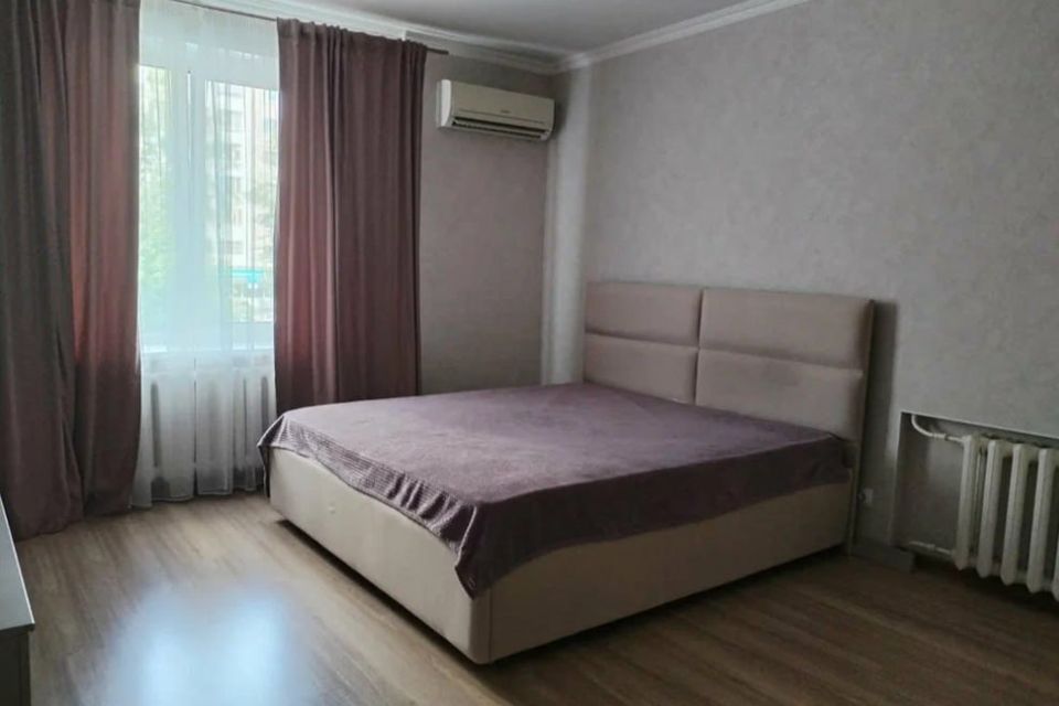 Сдаётся 1-комнатная квартира, 40 м²