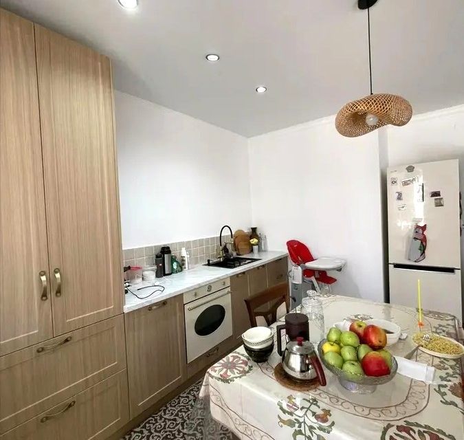 Сдаётся 1-комнатная квартира, 42 м²