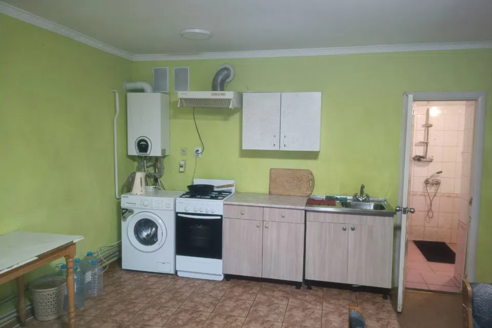 Сдаётся 2-этажный дом, 80 м²