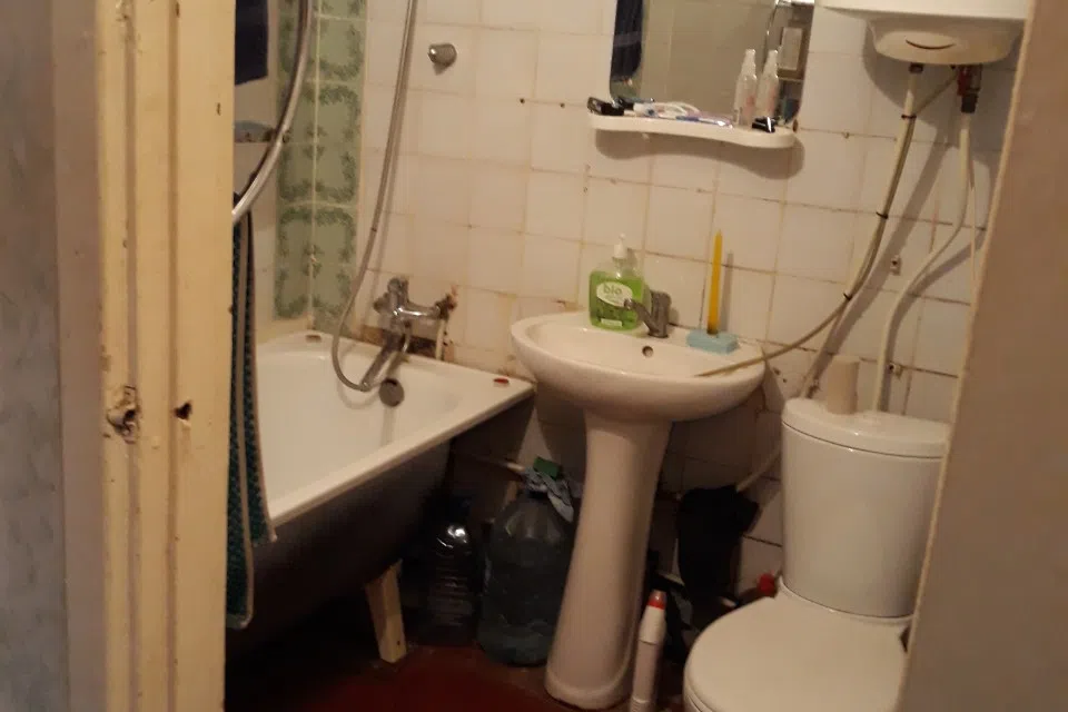 Сдаётся 1-комнатная квартира, 42 м²