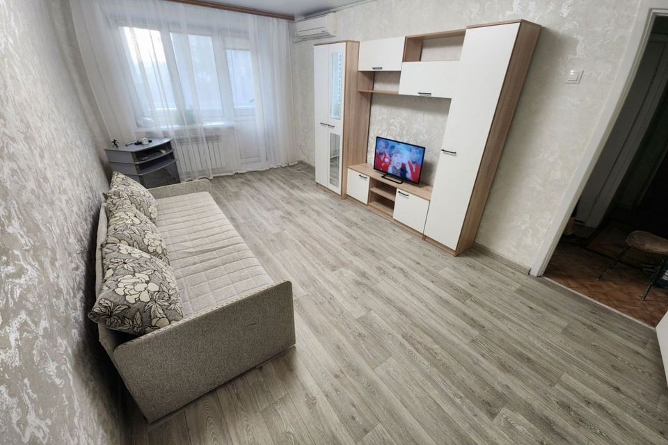 Сдаётся 1-комнатная квартира, 35 м²