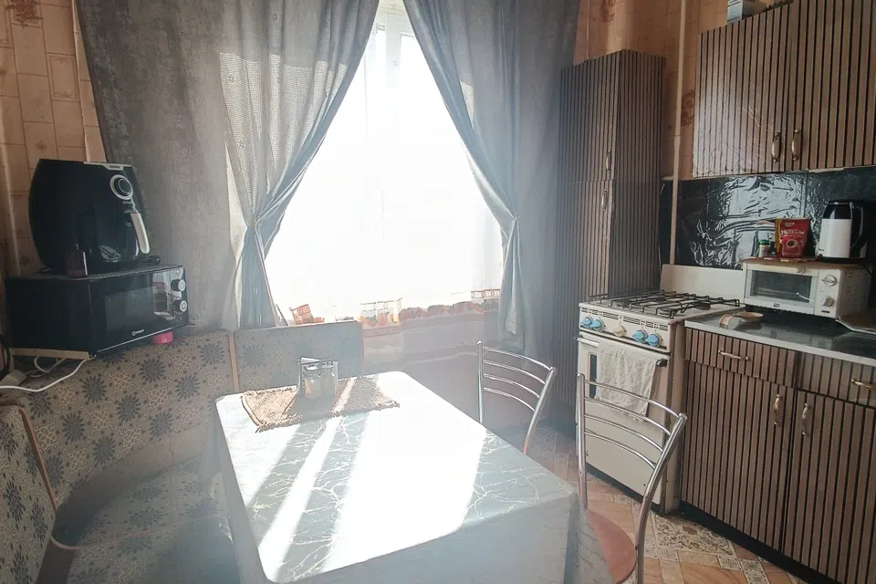 Сдаётся 2-комнатная квартира, 55 м²