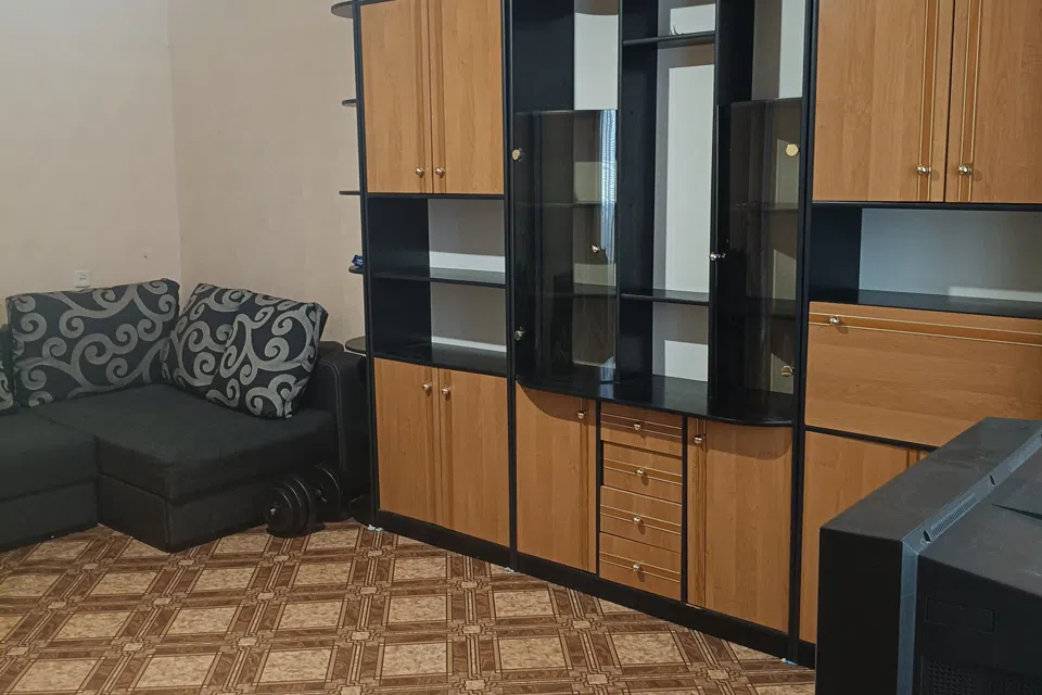 Сдаётся 2-комнатная квартира, 53 м²