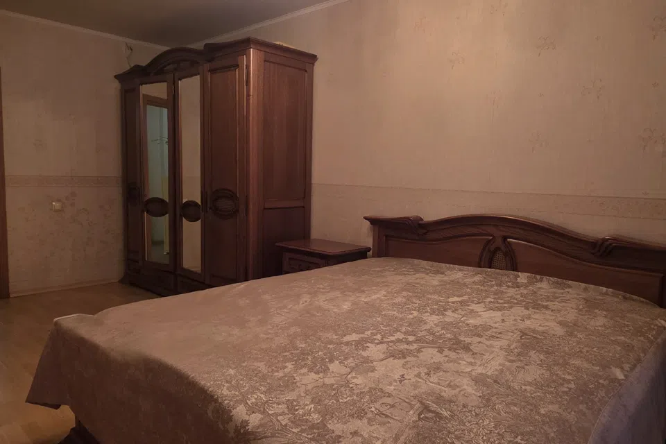 Сдаётся 4-комнатная квартира, 88 м²