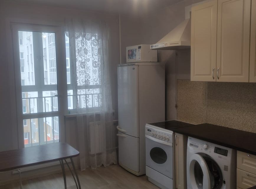 Сдаётся 1-комнатная квартира, 37 м²