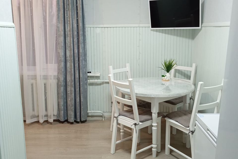Сдаётся 4-комнатная квартира, 84 м²