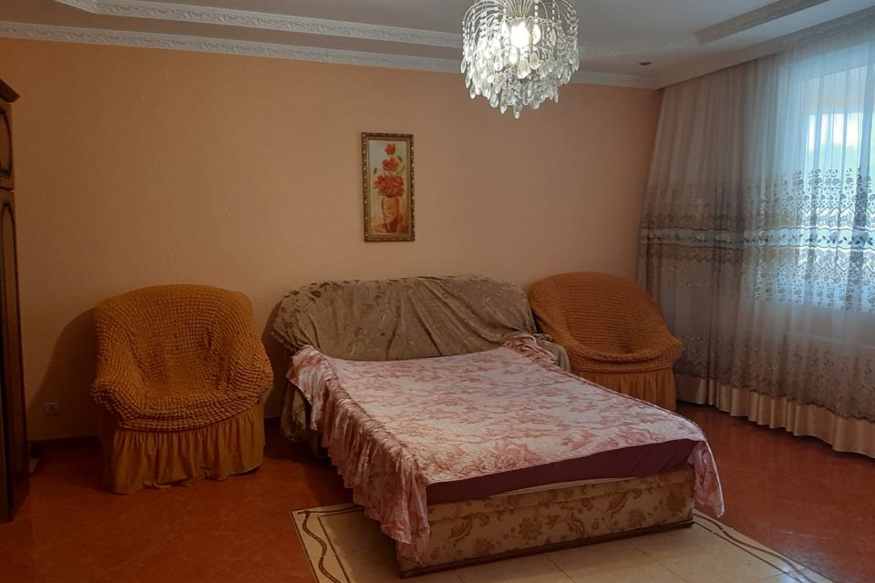 Сдаётся 2-комнатная квартира, 60 м²