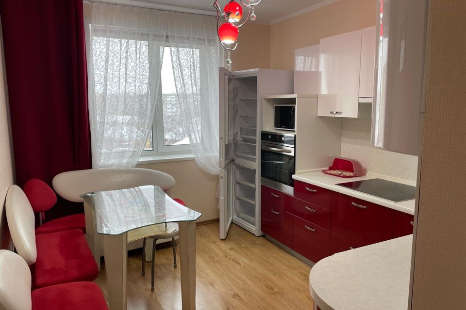 Сдаётся 2-комнатная квартира, 63.4 м²