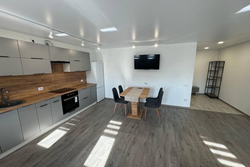 Сдаётся 1-комнатная квартира, 40 м²