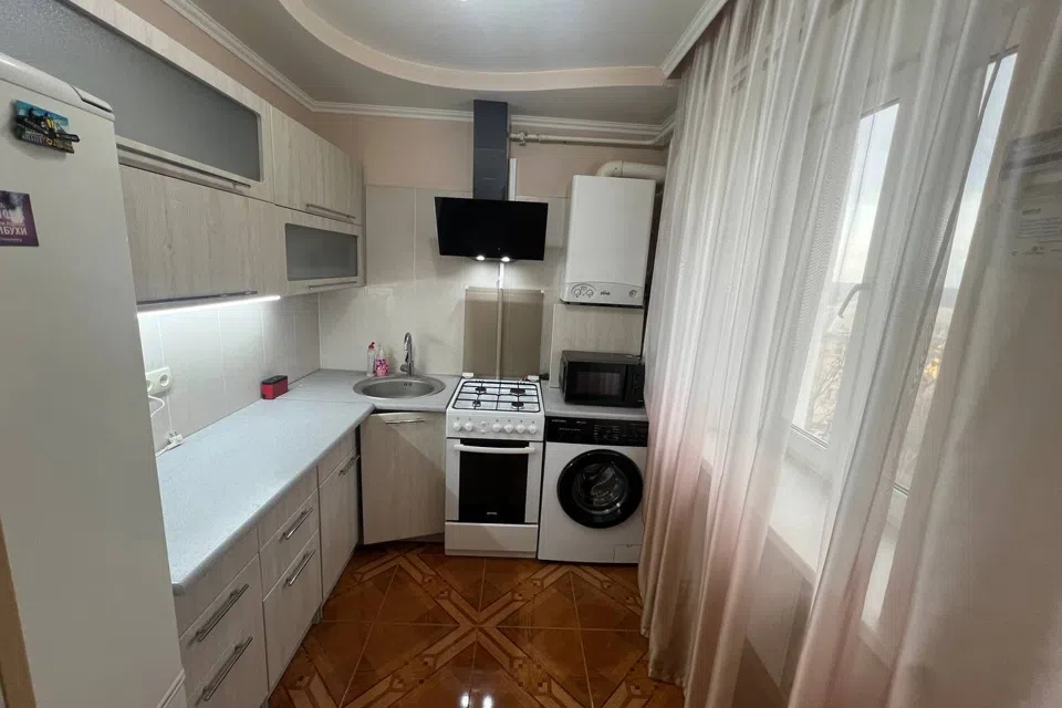 Сдаётся 2-комнатная квартира, 55 м²