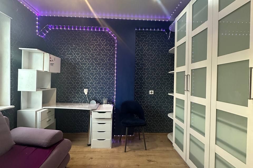 Сдаётся 2-комнатная квартира, 57.9 м²