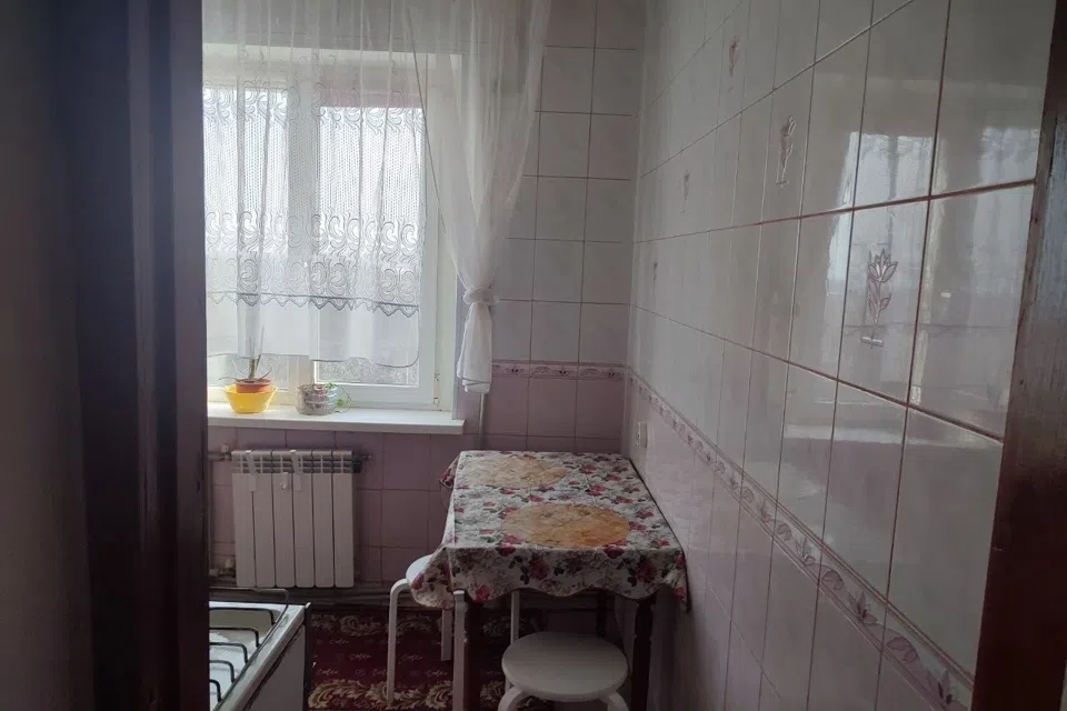 Сдаётся 2-комнатная квартира, 55 м²