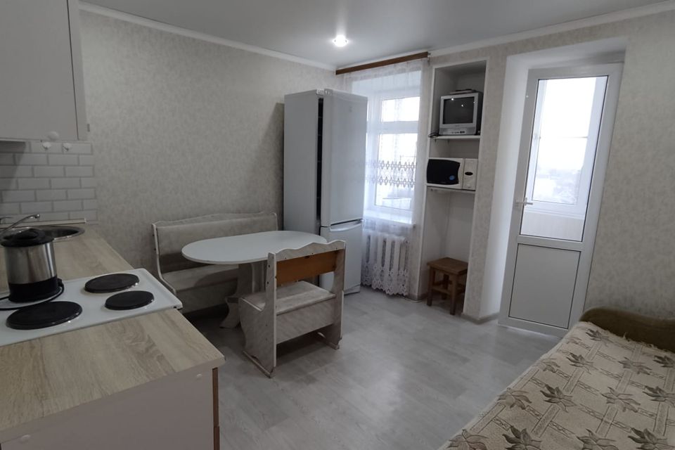 Сдаётся 2-комнатная квартира, 58 м²