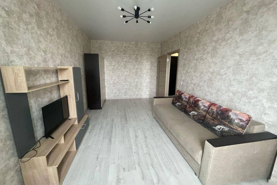 Сдаётся 1-комнатная квартира, 38 м²