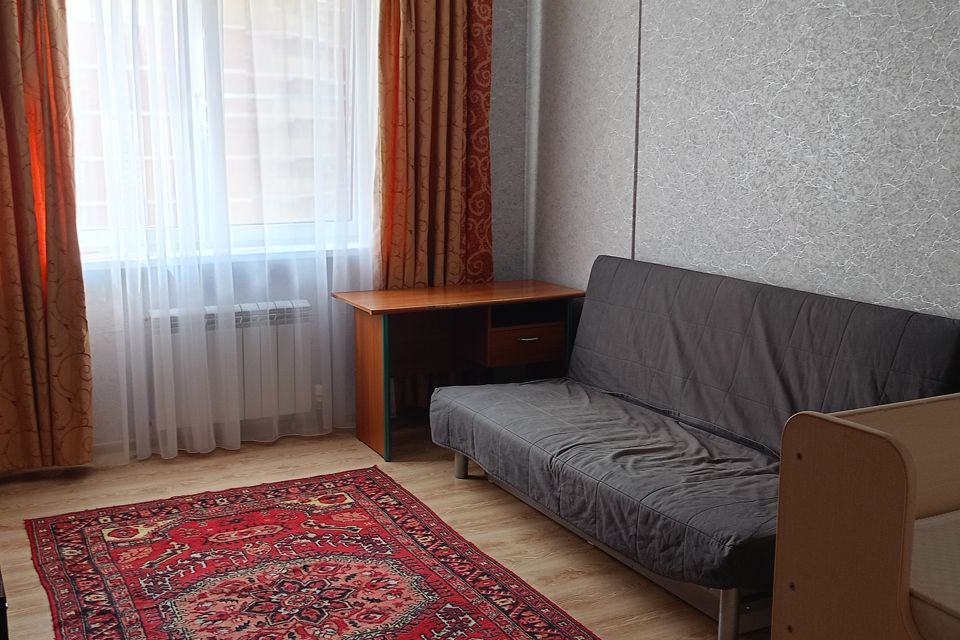 Сдаётся 1-комнатная квартира, 37 м²