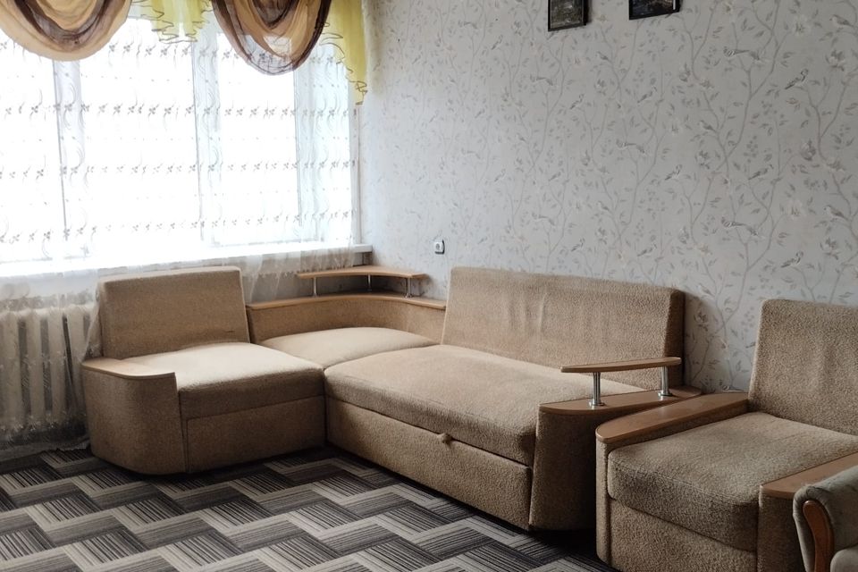 Сдаётся 4-комнатная квартира, 74 м²