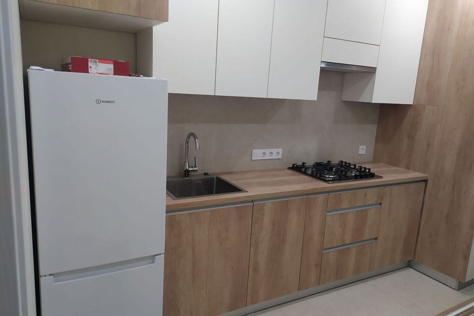 Сдаётся 1-комнатная квартира, 37 м²